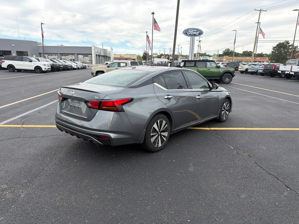 Used 2020 Nissan Altima 2.5 SL FWD image 5