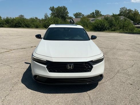 Used 2023 Honda Accord Sport image 7