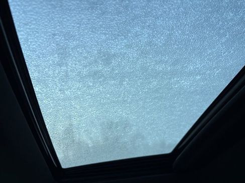 Used 2025 Chevrolet Colorado ZR2 w/ Technology Package image 15