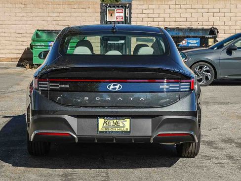 New 2026 Hyundai Sonata SE image 5