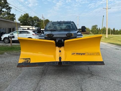 Used 2023 Ford F250 XL w/ STX Appearance Package AWD/4WD image 4