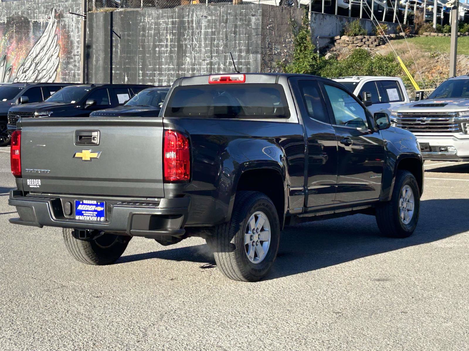 Used 2017 Chevrolet Colorado W/T w/ WT Convenience Package RWD image 7