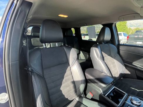 Used 2022 Mitsubishi Outlander SE image 13