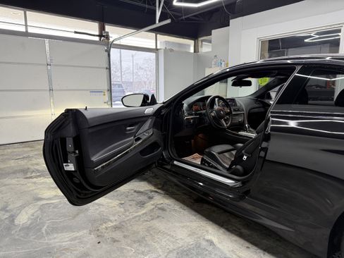 Used 2014 BMW M6 Coupe image 8