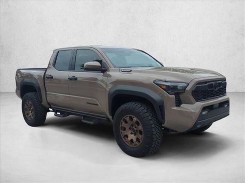 Certified 2026 Toyota Tacoma TRD Off-Road AWD/4WD image 3