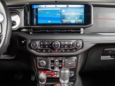 Used 2024 Jeep Wrangler Rubicon 392 image 5