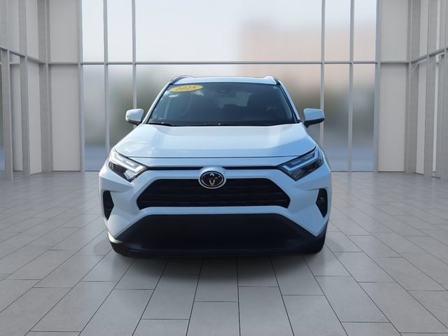 Used 2025 Toyota RAV4 XLE w/ Convenience Package AWD/4WD image 3