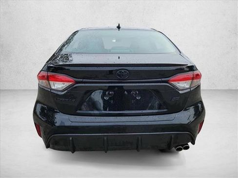 Used 2025 Toyota Corolla SE image 6
