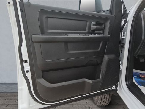 New 2026 RAM 5500 Tradesman w/ Chrome Appearance Group image 17