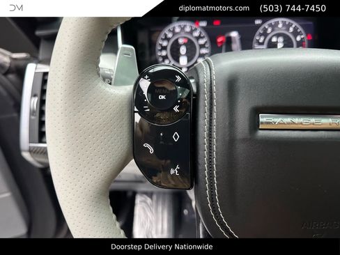 Used 2020 Land Rover Range Rover Sport SVR AWD/4WD image 29