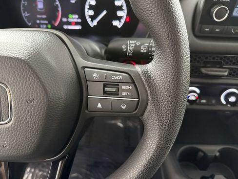 Used 2023 Honda HR-V LX image 14