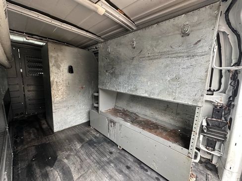 Used 2014 GMC Savana 2500 w/ Savana Pro Plus Package image 18