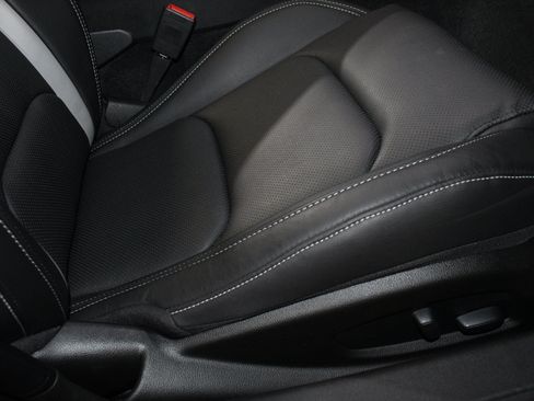 Used 2021 Chevrolet Camaro SS RWD image 14