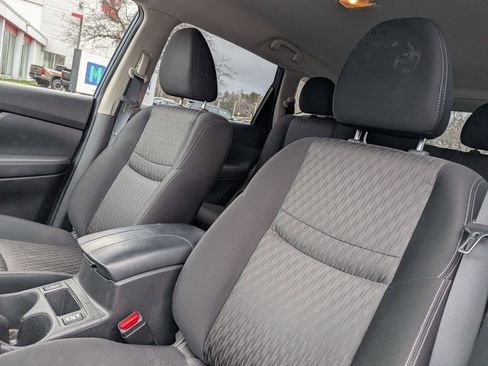 Used 2020 Nissan Rogue S w/ Special Edition Package image 13