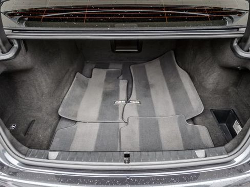 Used 2019 BMW 740i w/ M Sport Package RWD image 11