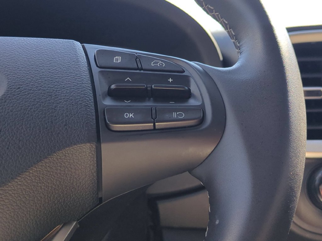 Used 2026 Hyundai Venue SEL FWD image 21