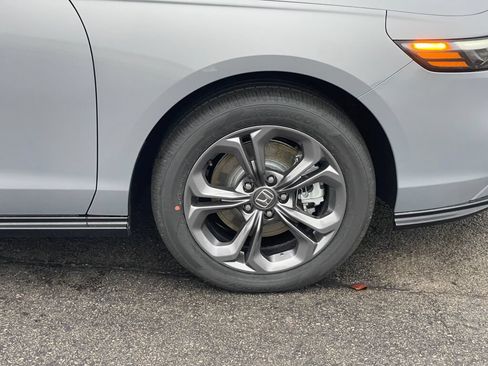 Used 2025 Honda Accord EX-L image 17