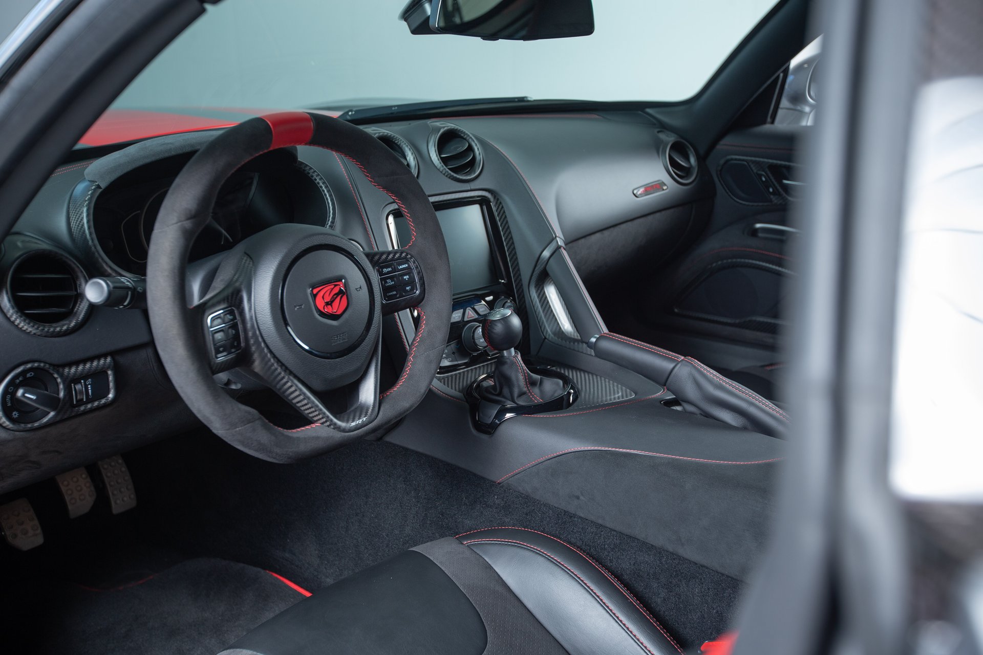 Used 2017 Dodge Viper ACR w/ Extreme Aero Package RWD image 30