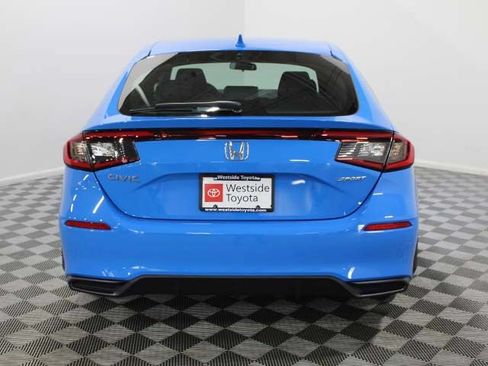 Used 2022 Honda Civic Sport image 5