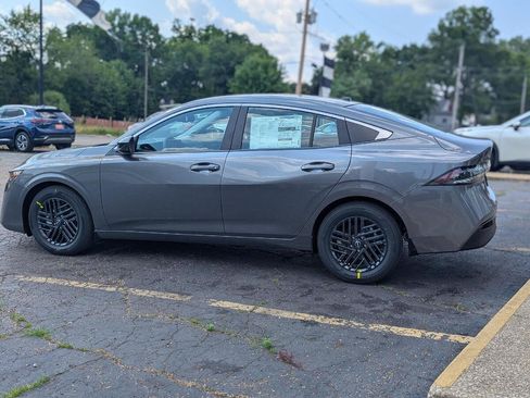 New 2026 Nissan Sentra SV w/ SV Convenience Package FWD image 5