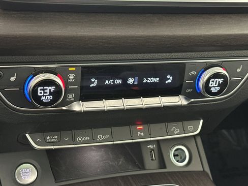 Used 2023 Audi Q5 2.0T Premium w/ Convenience Package image 19