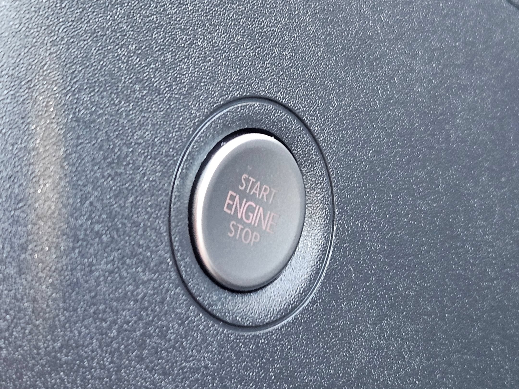 Used 2023 Volkswagen ID.4 Pro RWD image 16