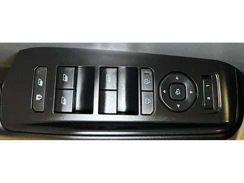 Used 2026 Kia EV9 Land AWD/4WD image 37