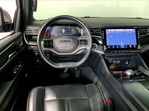 Used 2023 Jeep Grand Wagoneer Series II image 14