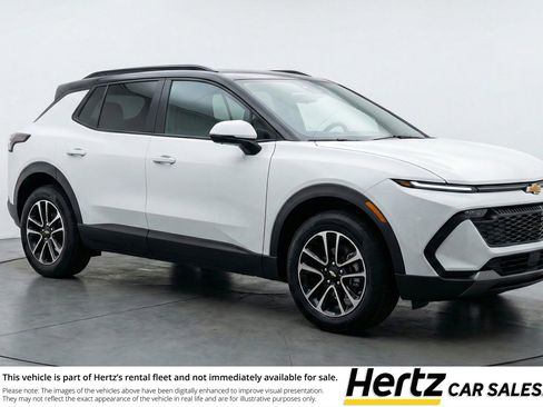 Used 2025 Chevrolet Equinox LT image 1