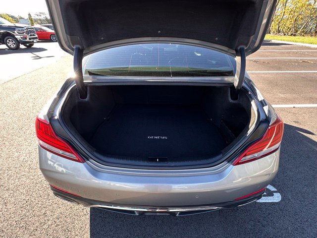 Used 2021 Genesis G70 3.3T w/ Prestige Package AWD/4WD image 14
