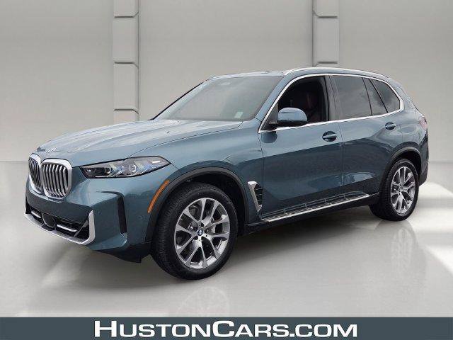 Used 2025 BMW X5 xDrive40i AWD/4WD image 1