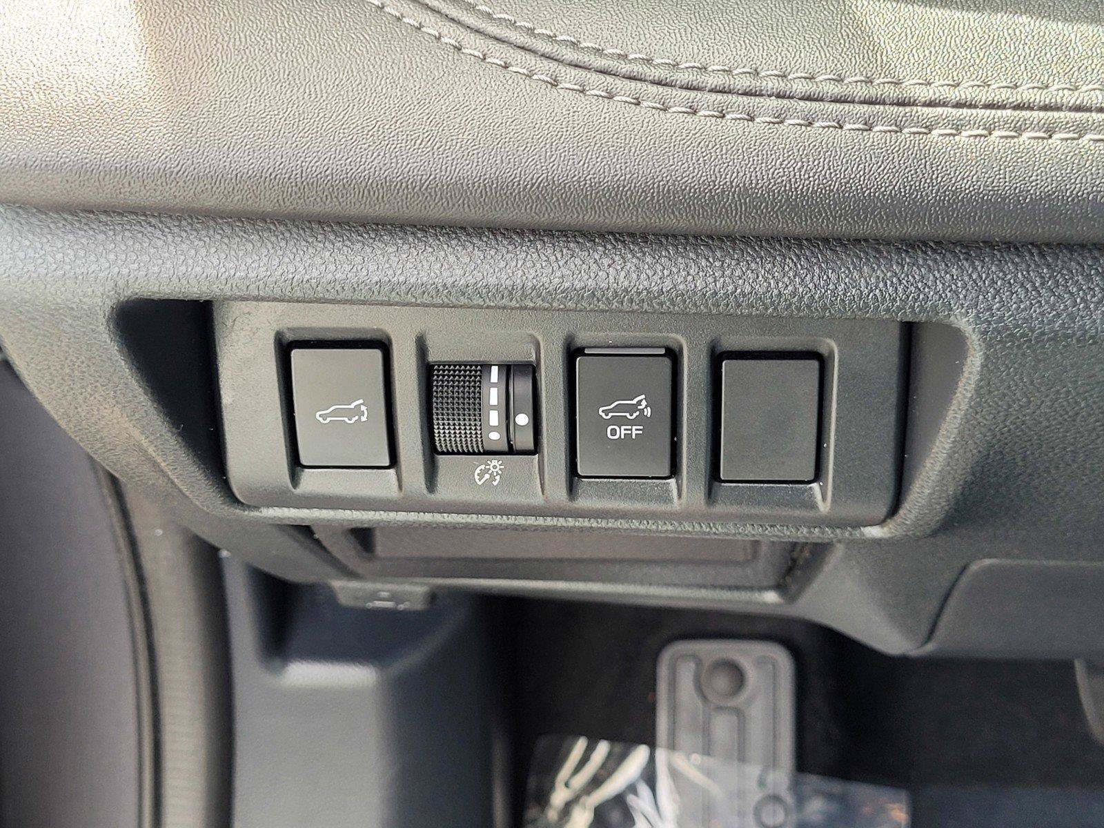 Used 2025 Subaru Outback Limited XT AWD/4WD image 33
