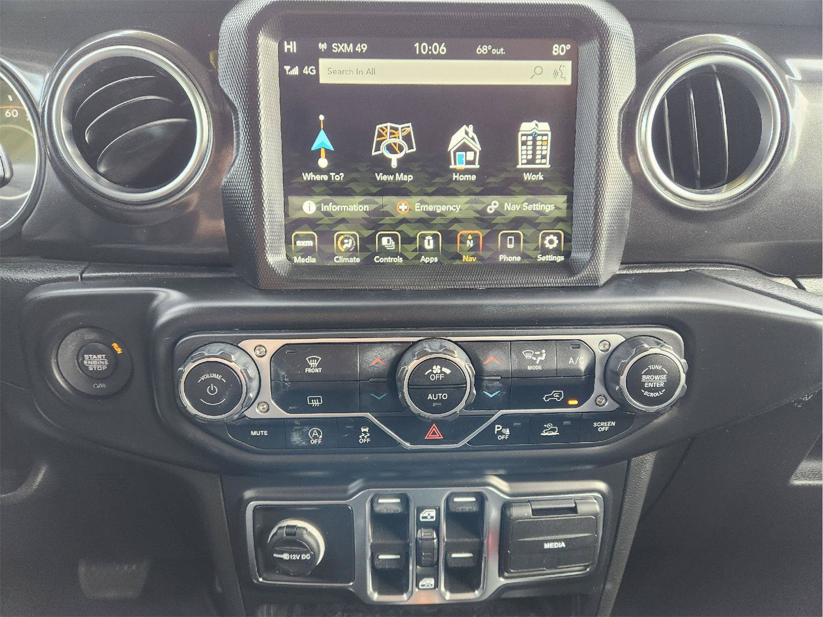Used 2022 Jeep Wrangler Unlimited Sahara AWD/4WD image 21