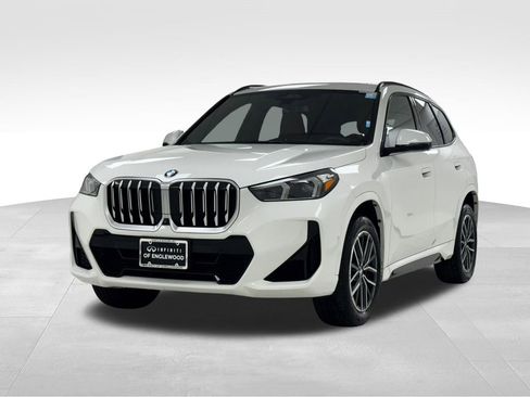 Used 2023 BMW X1 xDrive28i w/ Premium Package image 3