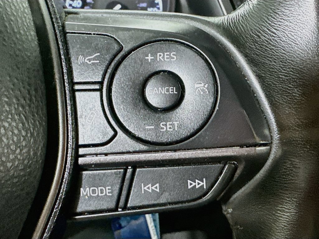 Used 2023 Toyota Camry SE FWD image 25