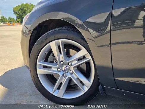 Used 2015 Volvo V60 T5 Premier image 37