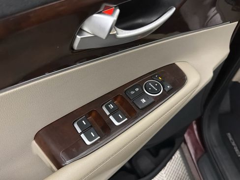 Used 2018 Kia Sorento FWD image 23