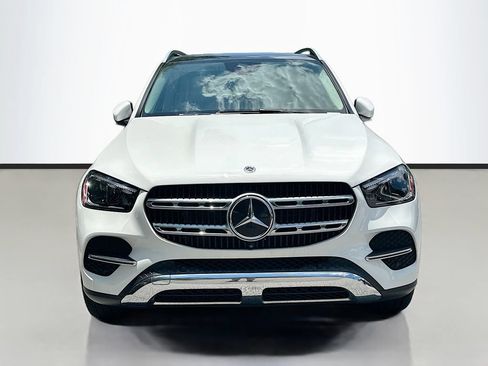 Certified 2024 Mercedes-Benz GLE 450 4MATIC image 2