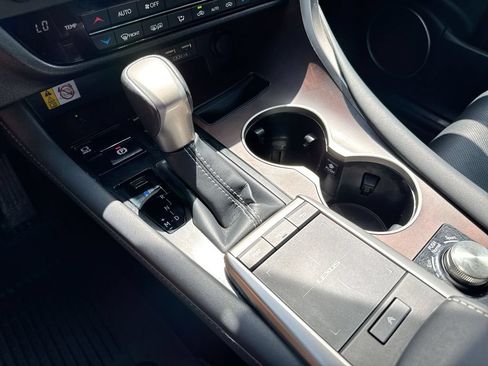 Used 2022 Lexus RX 350 AWD w/ Premium Package image 18