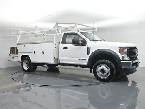 Certified 2021 Ford F450 XL w/ Power Equipment Group image 26