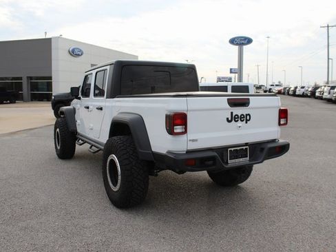 Used 2020 Jeep Gladiator Sport w/ Quick Order Package 24S image 11