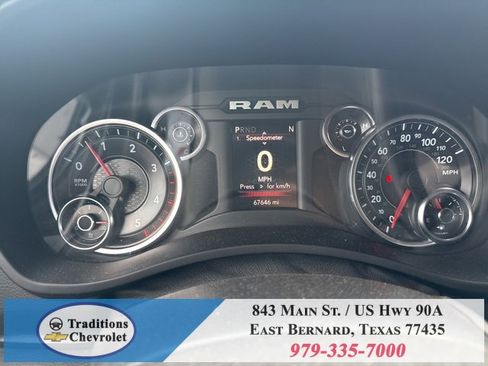 Used 2019 RAM 3500 Big Horn image 12
