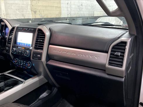Used 2021 Ford F350 Lariat w/ Lariat Ultimate Package image 18