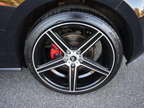 Used 2015 Volkswagen GTI S image 31