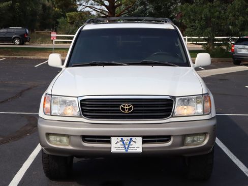 Used 2000 Toyota Land Cruiser image 12
