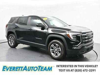 Used 2025 GMC Terrain Elevation