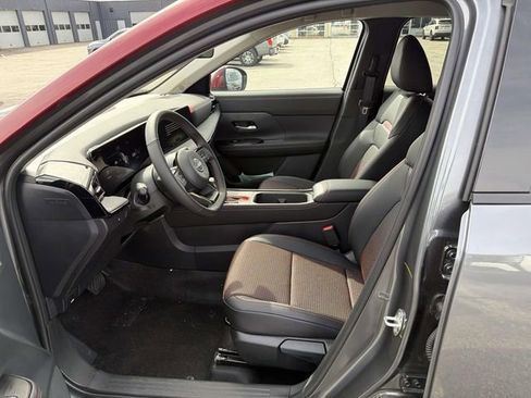 New 2026 Nissan Kicks SR w/ Cold Weather Package AWD/4WD image 14