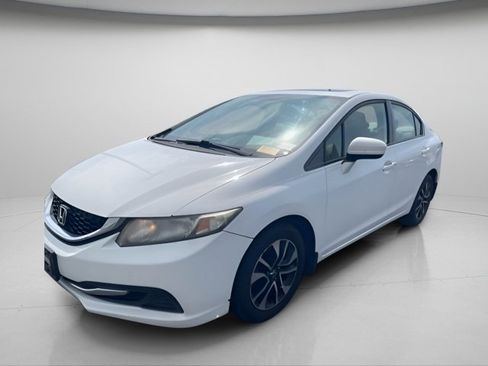 Used 2015 Honda Civic EX image 2