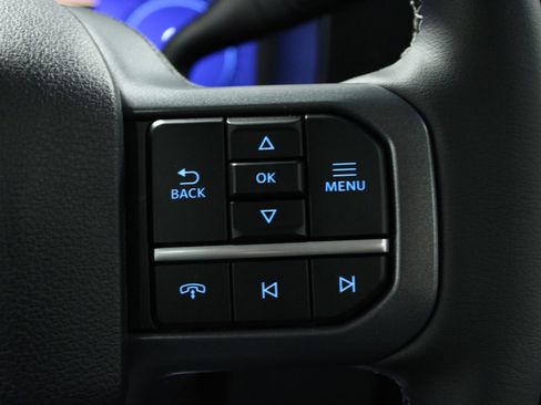 New 2026 Ford F250 Lariat w/ Black Appearance Package image 21