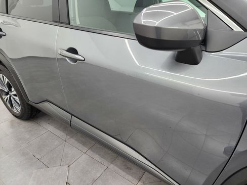 Used 2023 Nissan Rogue SV image 24